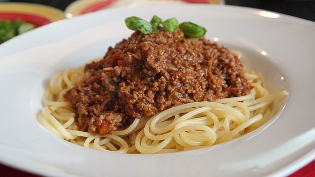 Gli Spaghetti alla bolognese 1